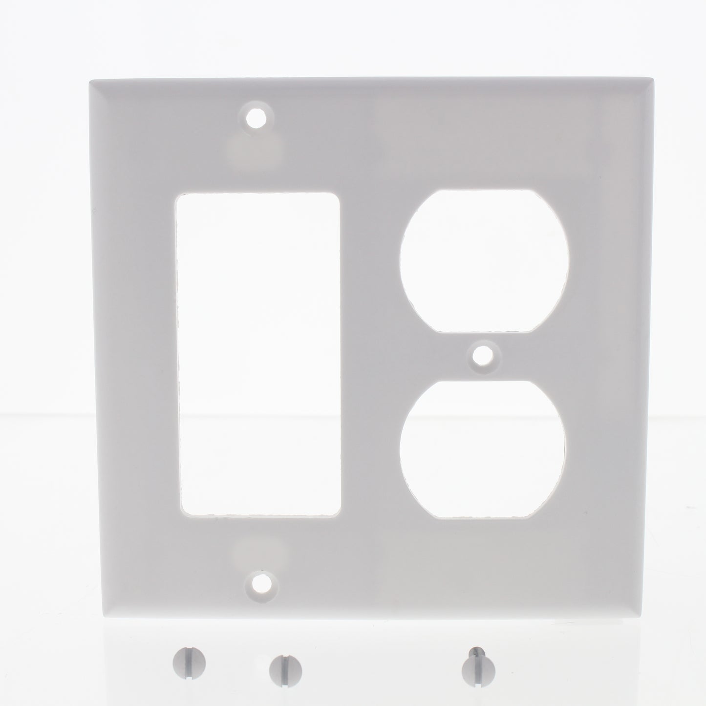 Eaton 2157W White 2-Gang Duplex Decorator Plastic Standard Wallplate Cover 10pcs