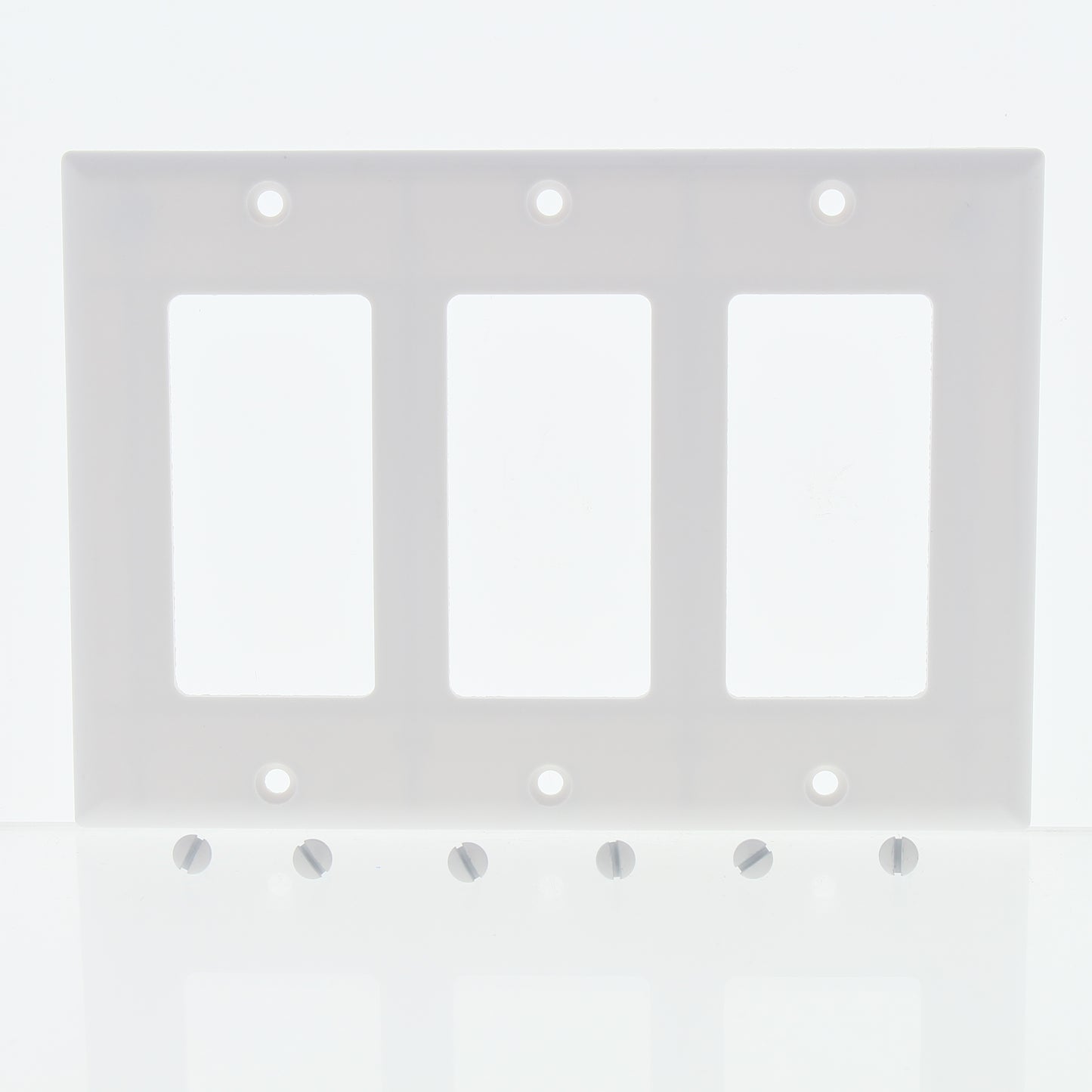Eaton 2163W White 3-Gang Decorator GFCI GFI Plastic Standard Wallplate Cover