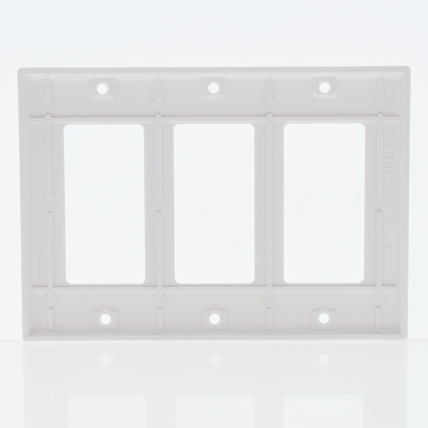 Eaton 2163W White 3-Gang Decorator GFCI GFI Plastic Standard Wallplate Cover