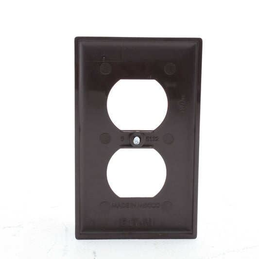 Eaton 5132B Brown 1-Gang Duplex Outlet Unbreakable Nylon Standard Size Wallplate
