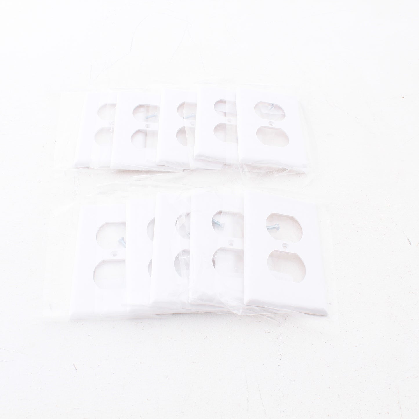 Eaton 5132W White 1-Gang Duplex Unbreakable Nylon Standard Wallplate Cover 10pcs