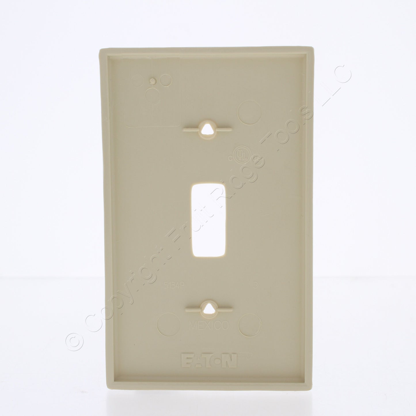 Eaton 5134V Ivory 1-Gang Toggle Switch Unbreakable Nylon Standard Size Wallplate