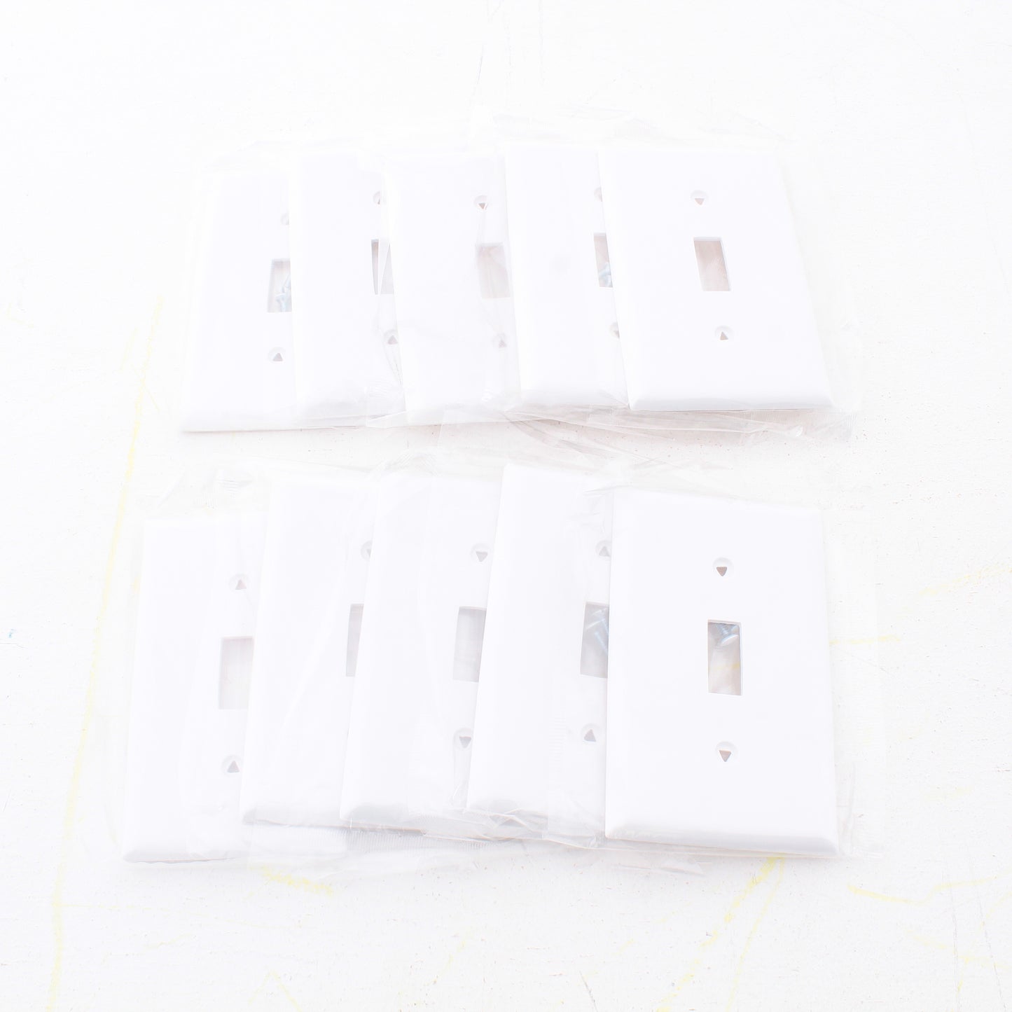 Eaton 5134W White 1-Gang Toggle Unbreakable Nylon Standard Wallplate Cover 10pcs
