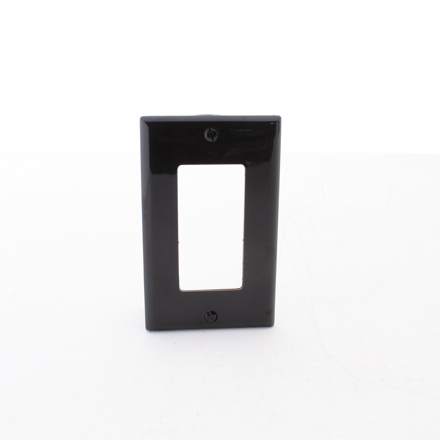 Eaton 5151BK Black 1-Gang Decorator Unbreakable Nylon Standard Wallplate Cover