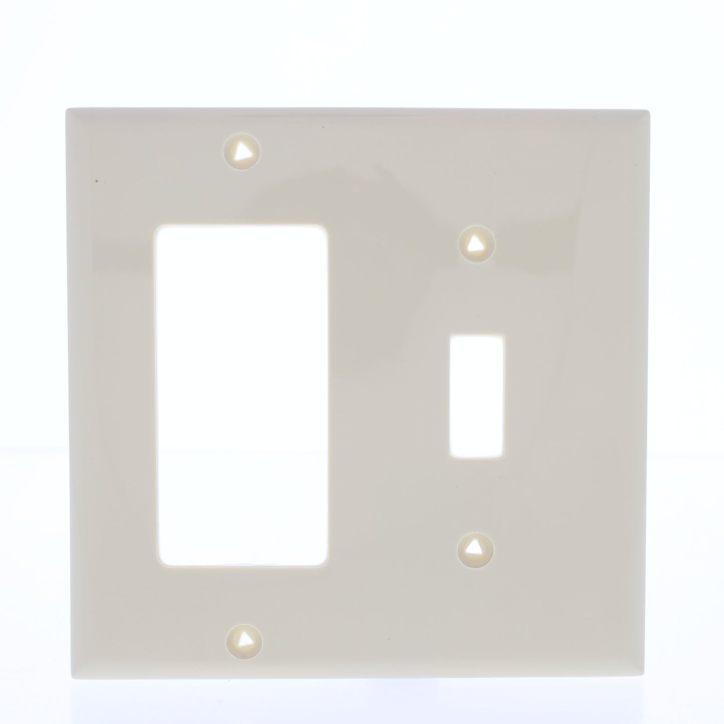 Eaton 5153V Ivory 2-Gang Toggle Switch Decorator GFI Unbreakable Nylon Wallplate