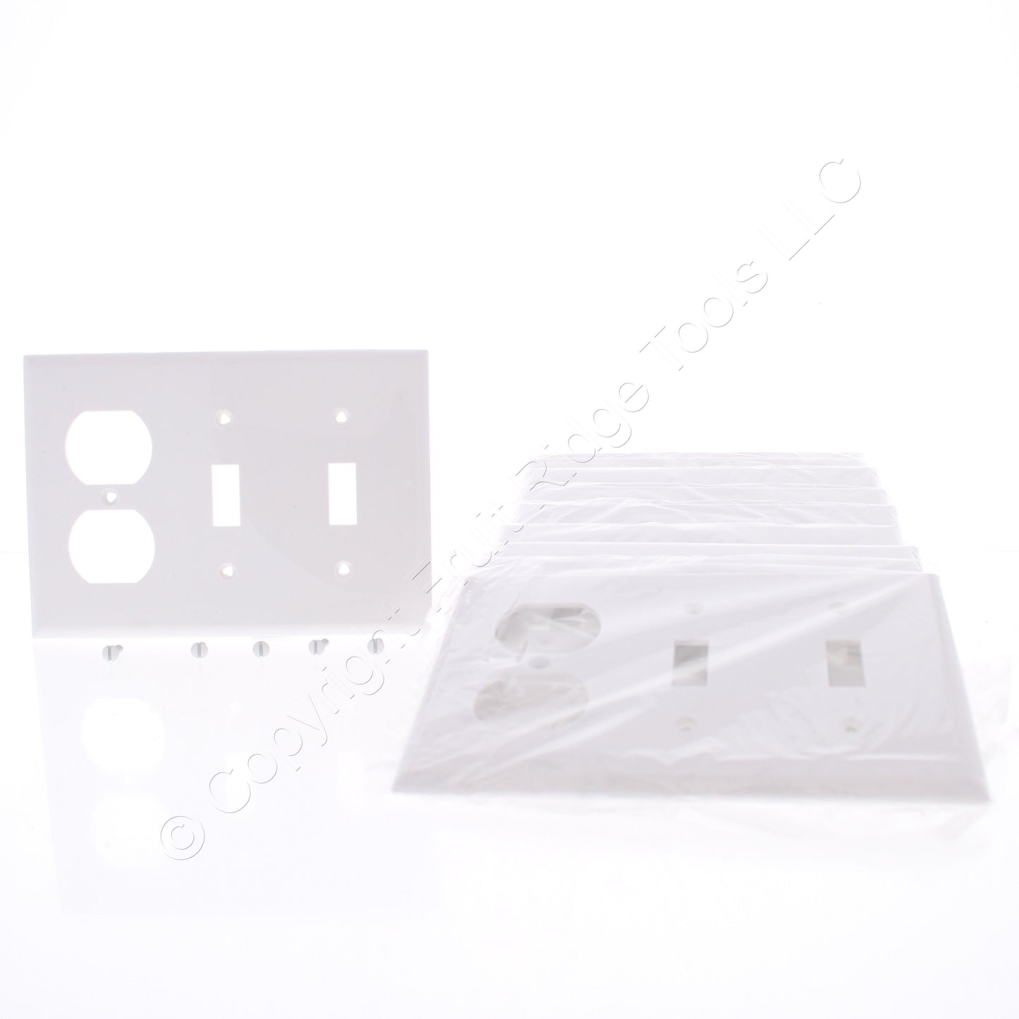 Eaton 5158W White 3-Gang Toggle Duplex Unbreakable Nylon Wallplate Cover 10pcs