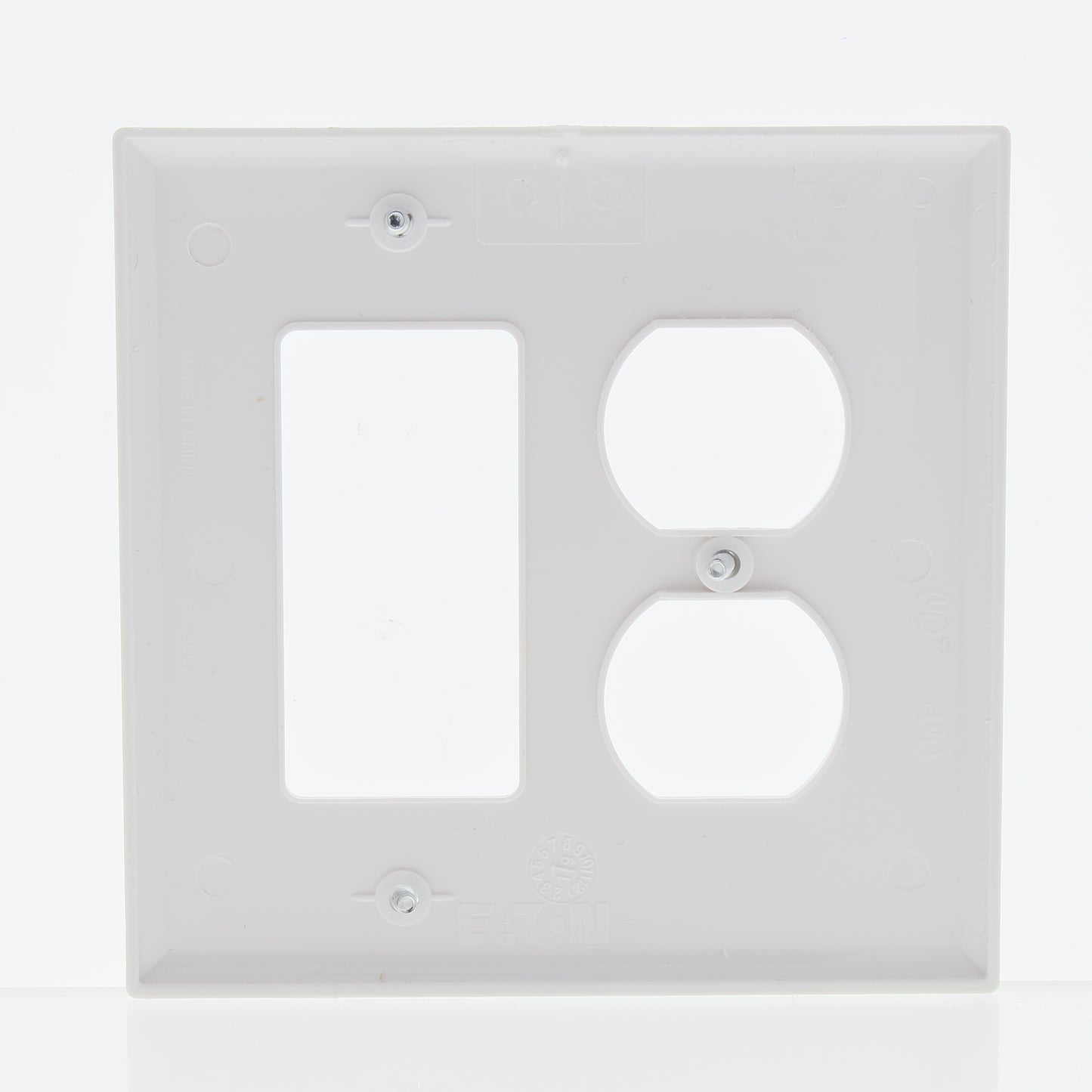 Eaton PJ126V Ivory 2-Gang Toggle Switch Decorator GFCI Nylon Mid-Size Wallplate