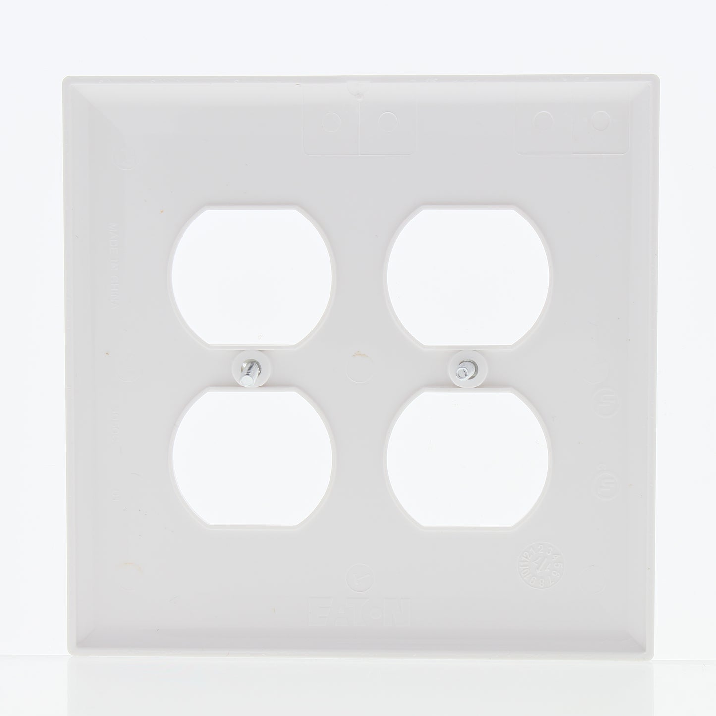 Eaton PJ82W White 2-Gang Duplex Outlet Unbreakable Nylon Mid-Size Wallplate