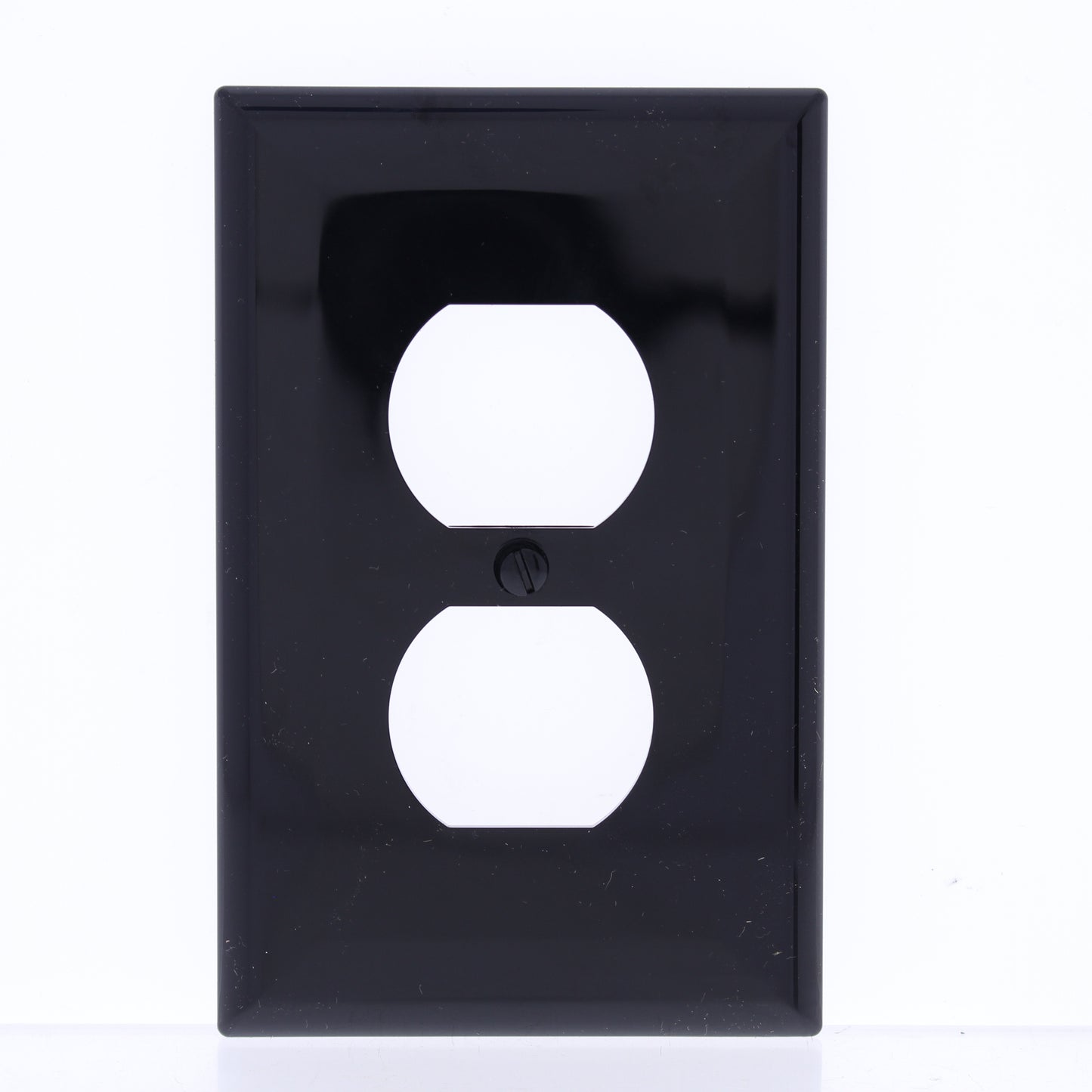 Eaton PJ8BK Black 1-Gang Duplex Receptacle Nylon Wallplate Outlet Mid-Size Cover