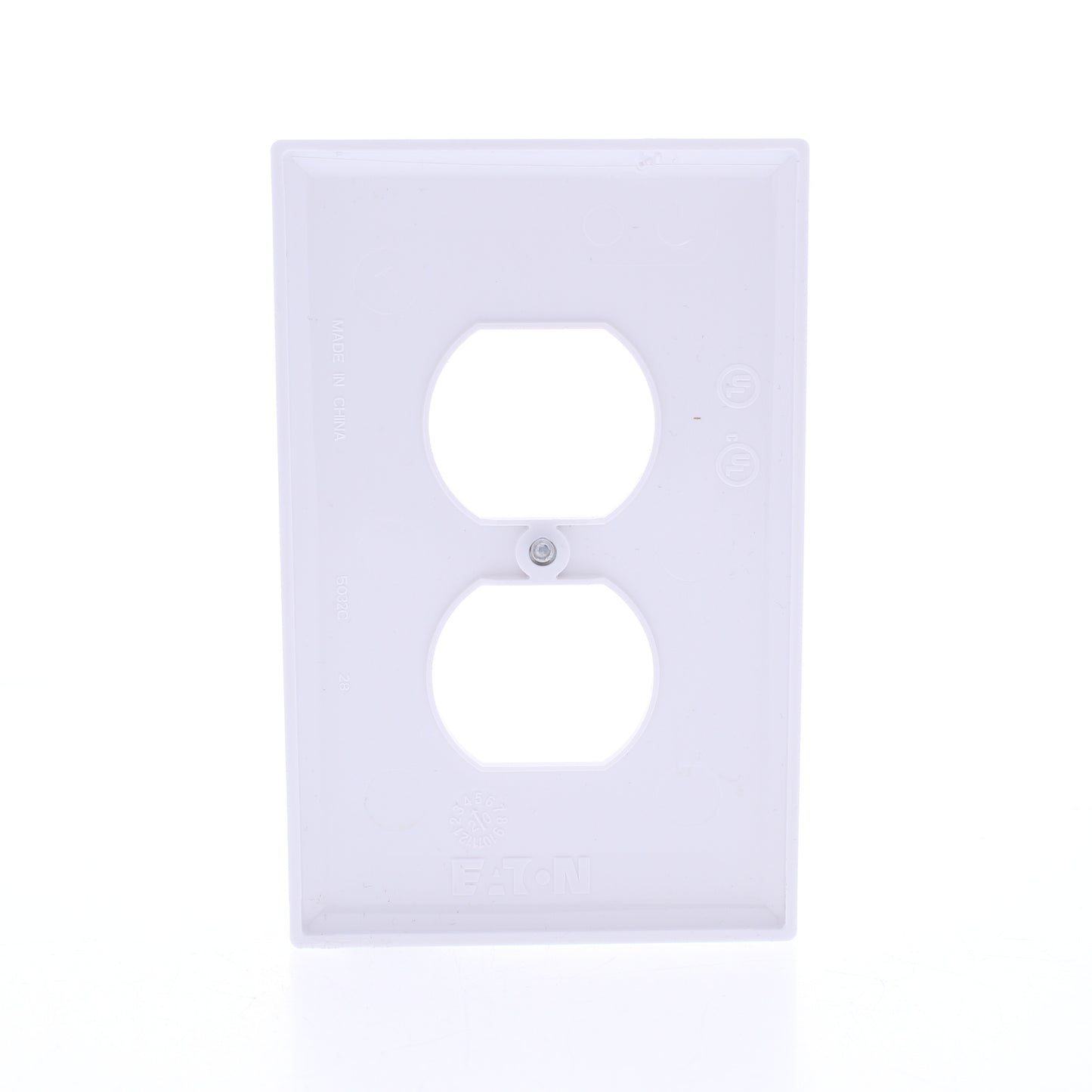 Eaton PJ8W White 1-Gang Duplex Outlet Unbreakable Mid-Size Wallplate Nylon Cover