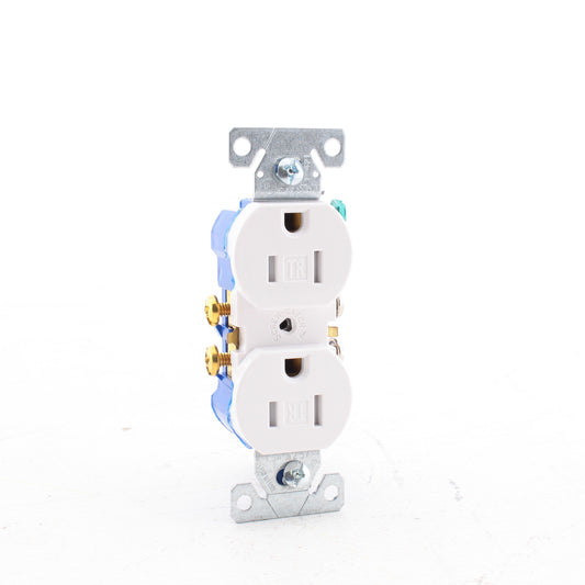 Eaton White Tamper Resistant Duplex Receptacle Outlet Nema 5-15R 15A TR270W