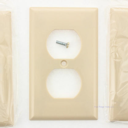 Eaton 2132V Ivory 1-Gang Duplex Outlet Plastic Standard Wallplate Covers 25-pack