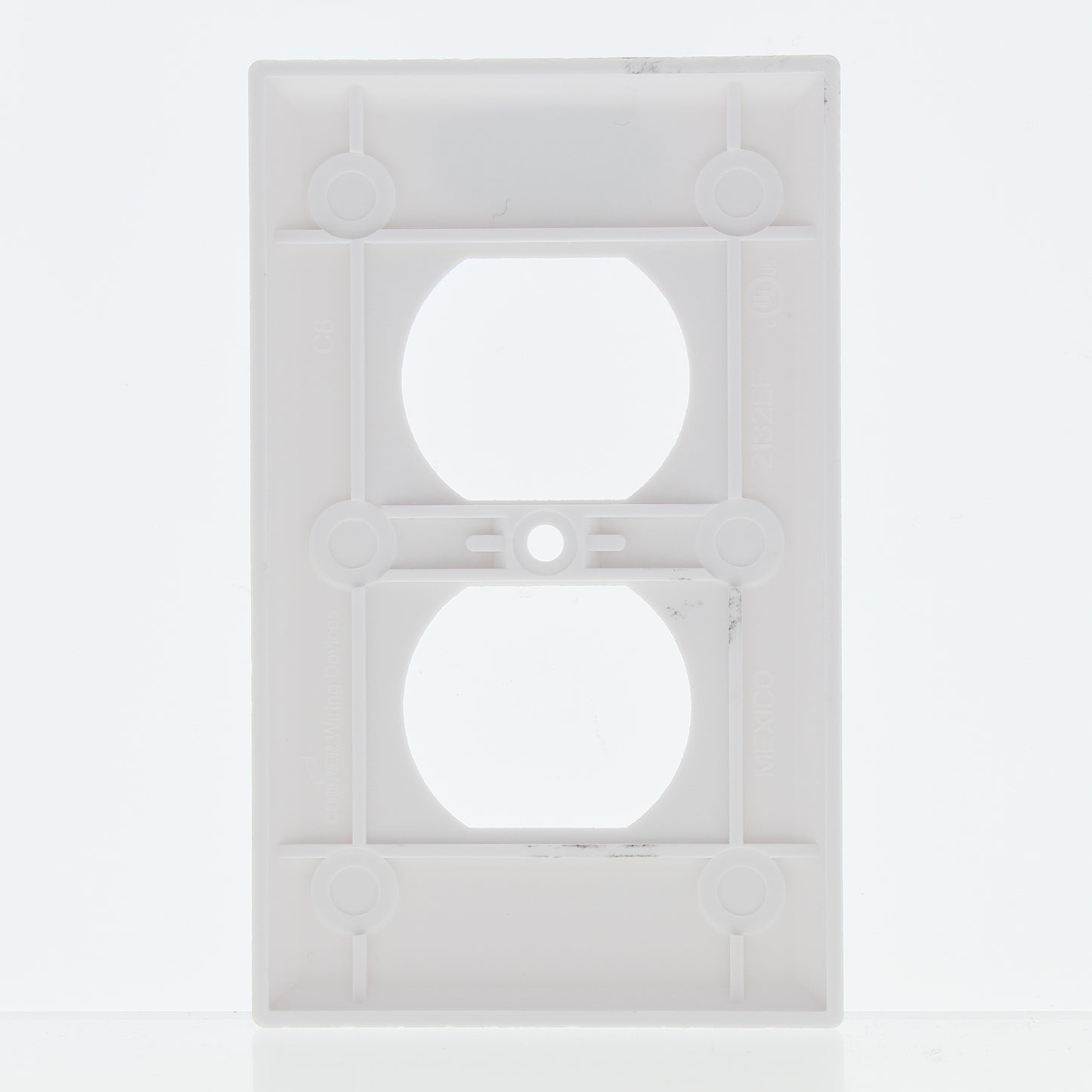 25 Cooper 1-Gang White Duplex Outlet Receptacle Cover Plastic Wallplates 2132W