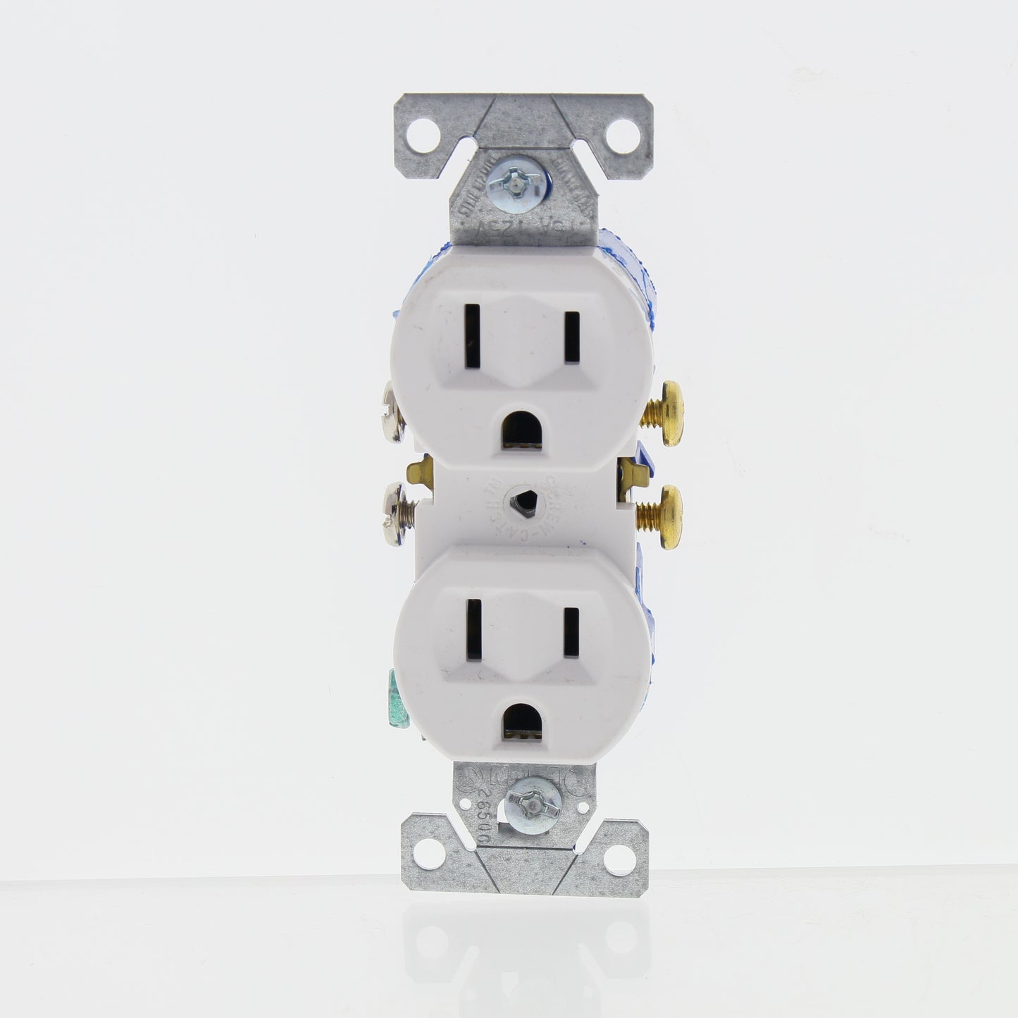 Eaton White Residential Straight Blade Duplex Outlet Receptacle 5-15R 15A 270W