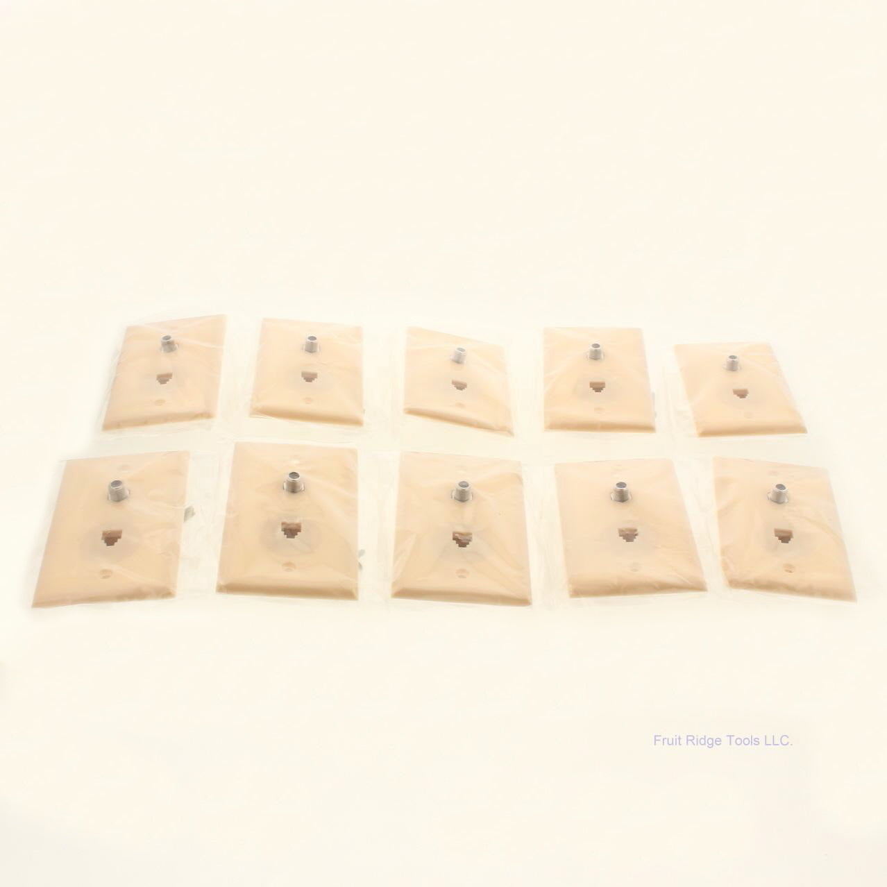 GC Electronics 30-9732 Ivory 4-Conductor F-Type Coaxial Flush Wallplates 10pcs