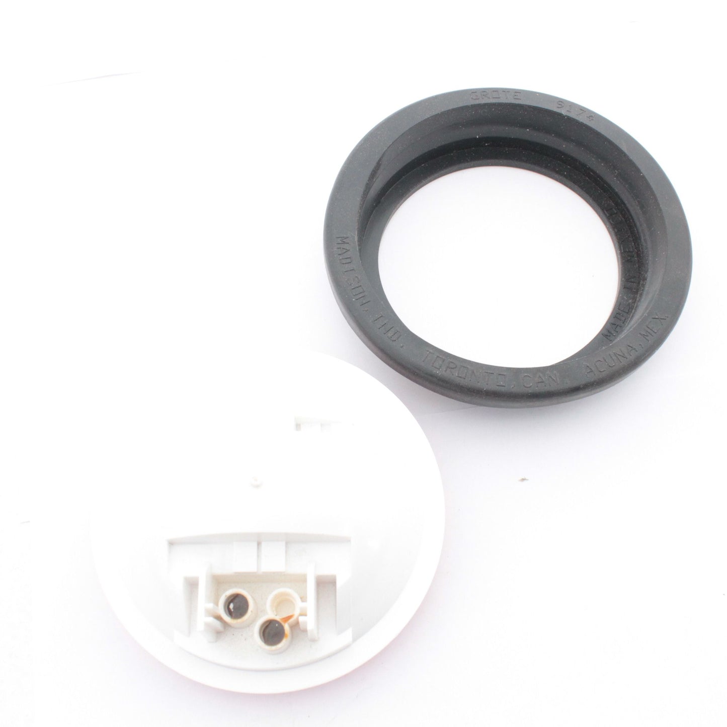 Grote 55582 Red 4" Torsion Mount Round Stop Lamp with Grommet and Wire Pigtail
