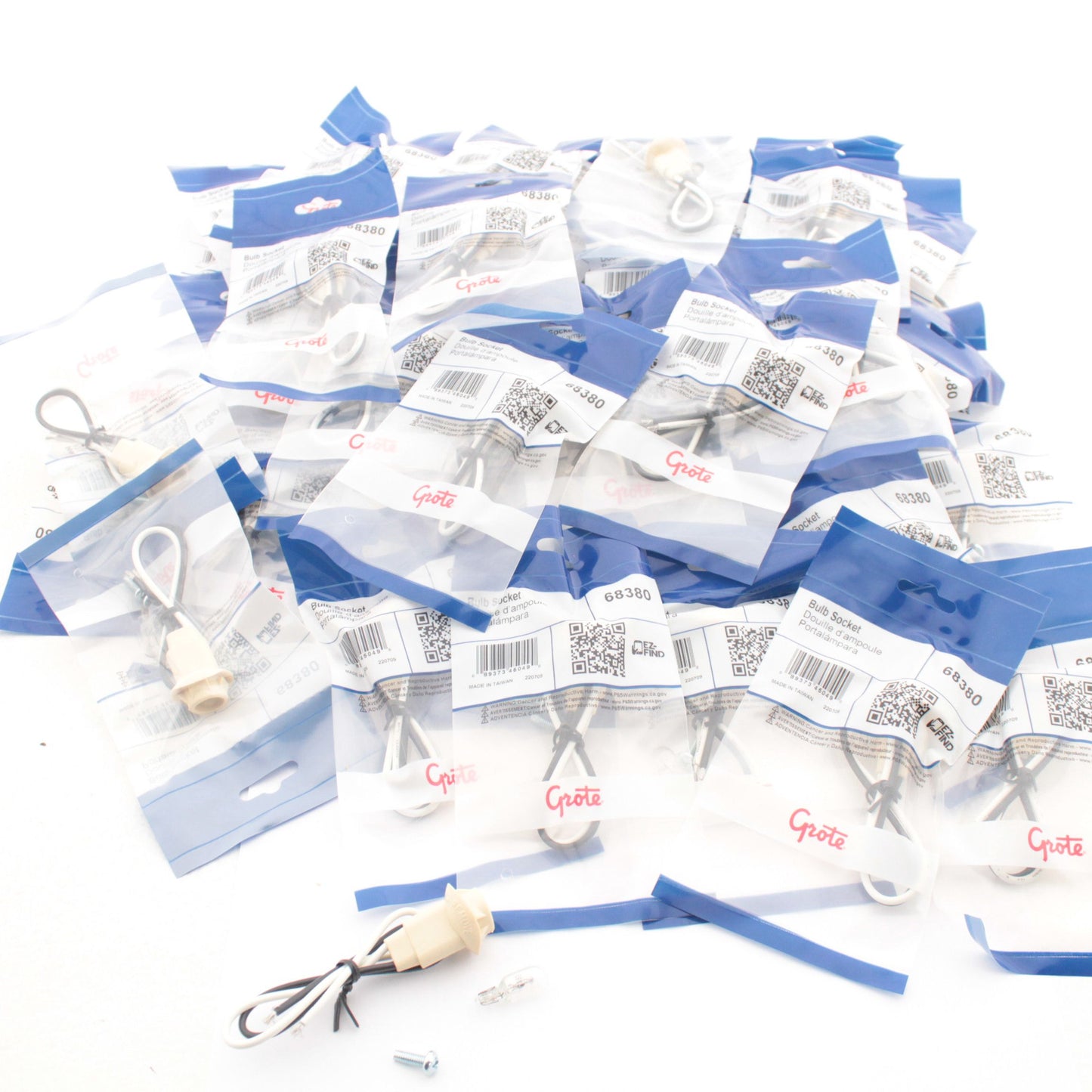 Grote 68380 9.5" Twist-In Light Sockets Pigtail Wire with C193 Bulb 50-Pack