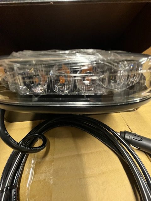 Grote 77803 LED Amber Magnetic Mount Light Bar 6.77" x 9.76" x 1.46" Low Profile