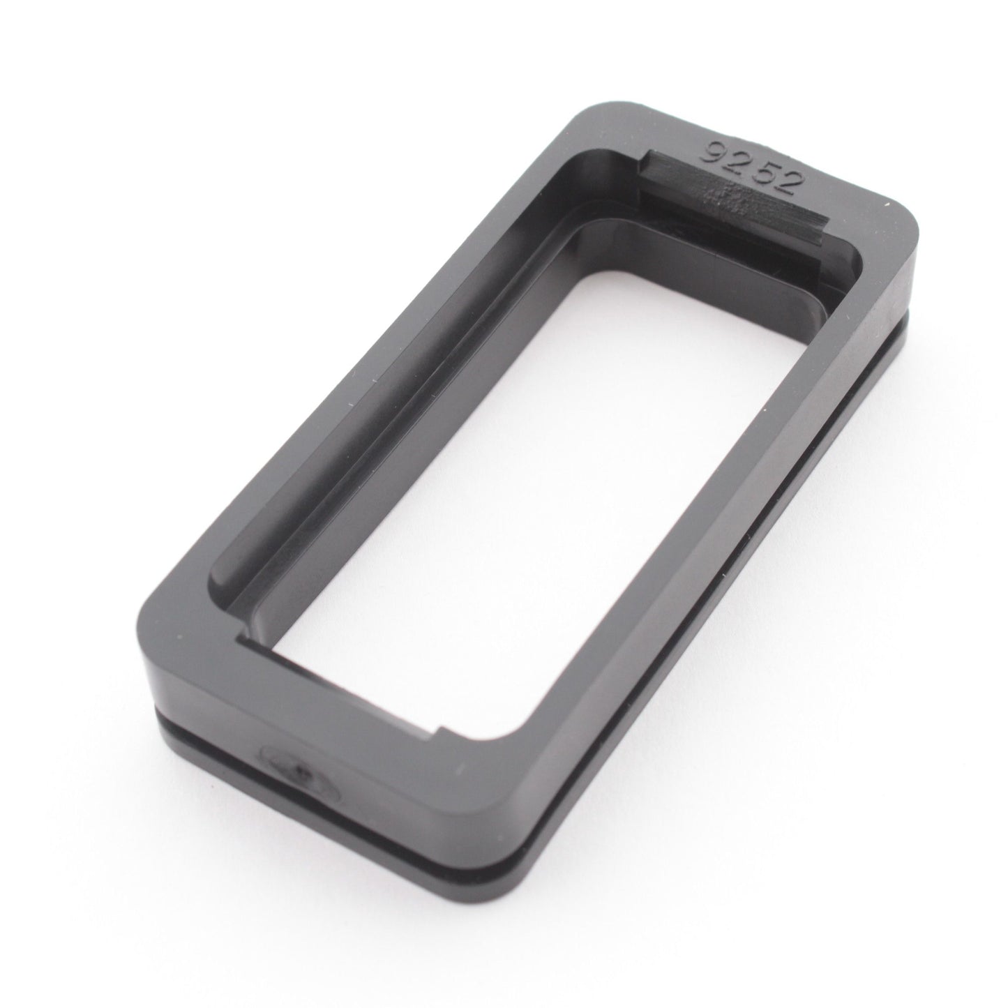 Grote 92520 Black Small Rectangular License Lamp Grommet 3.05" x 1.415" x 0.515"