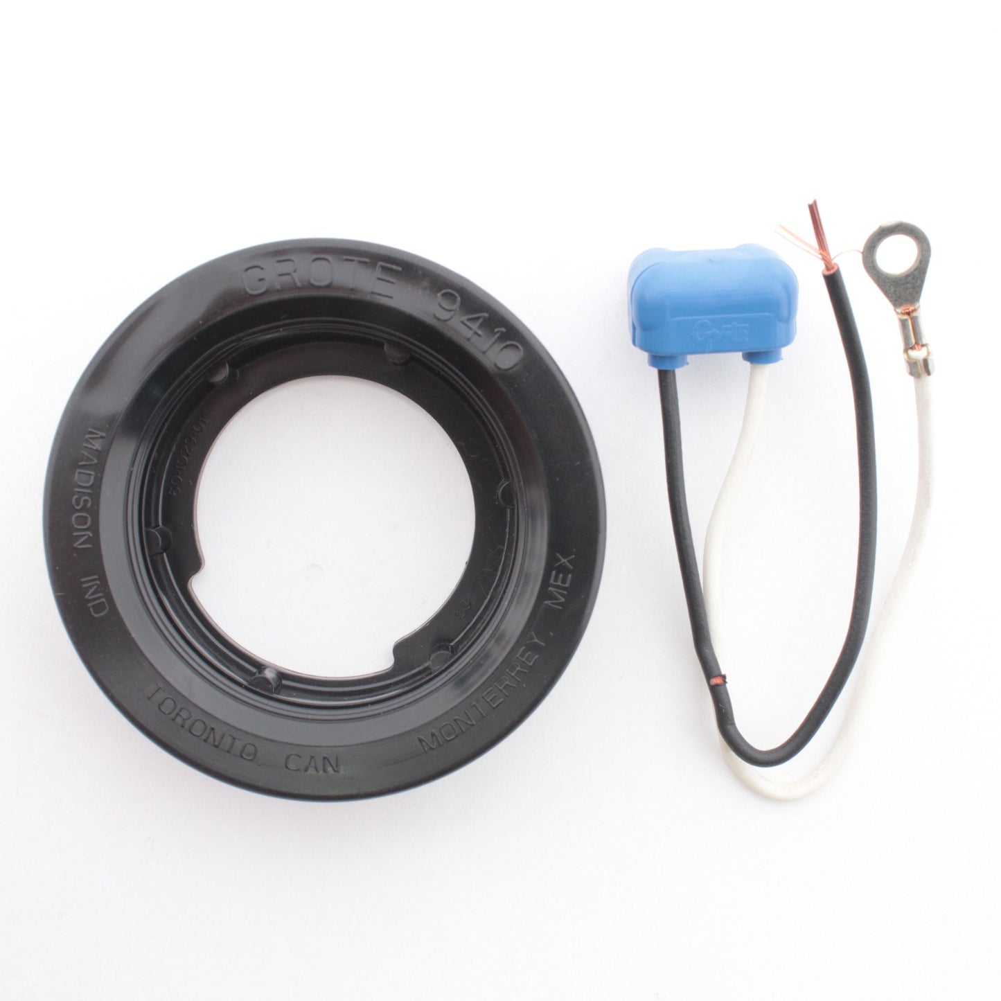 Grote 94100 Black 2-13/16" Round Open Grommet 7/8" Depth w/ Harness for 2" Lamps
