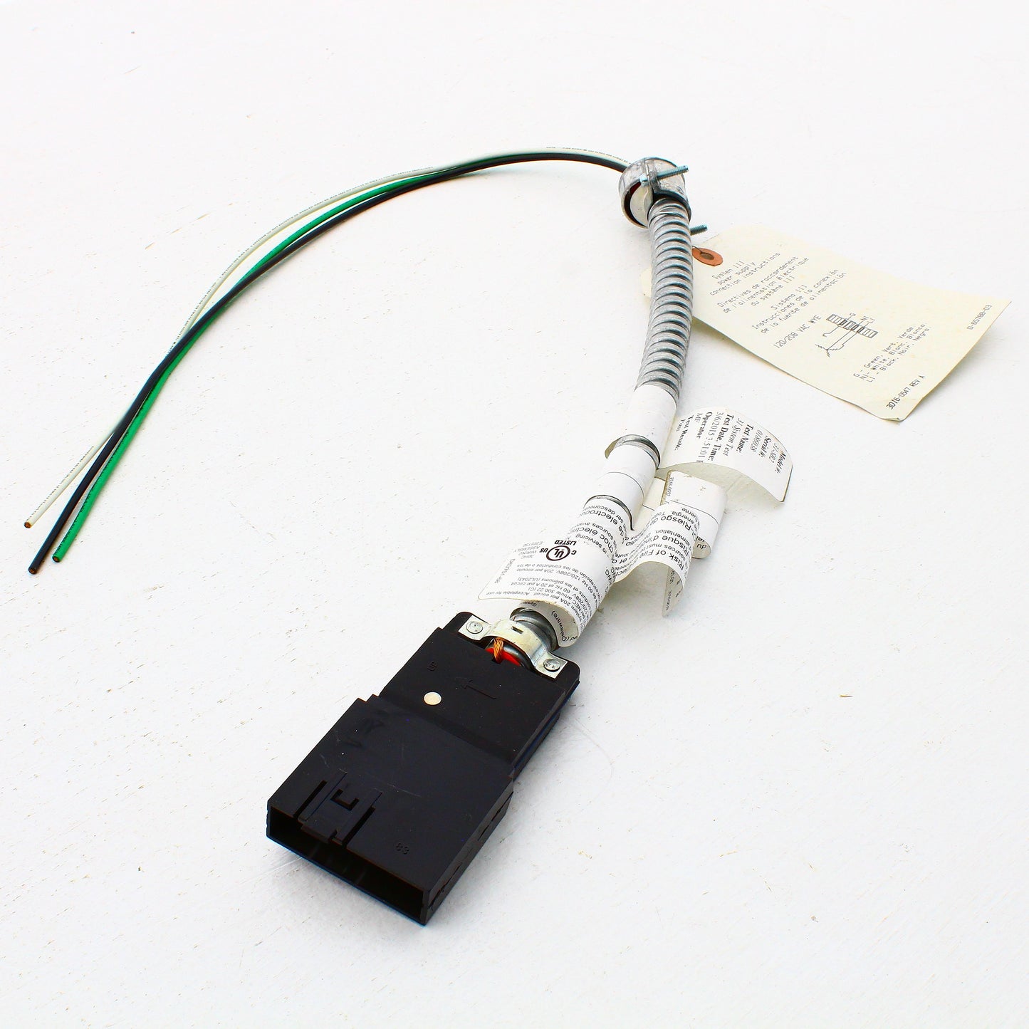 Hubbell 1 Ft Male ExtEnder Cable 18" Leads 111 Connexion System CEXT111MWL01XP