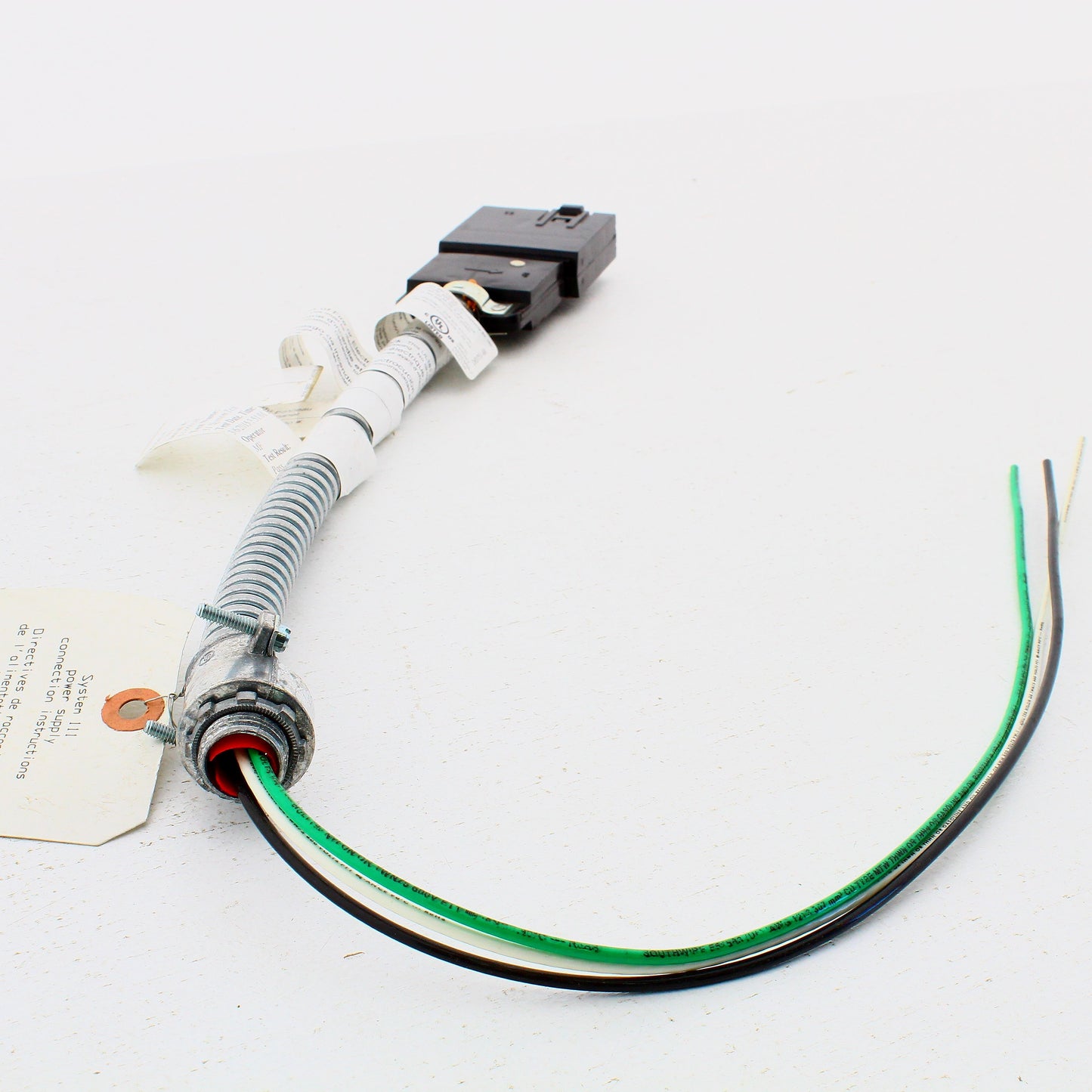 Hubbell 1 Ft Male ExtEnder Cable 18" Leads 111 Connexion System CEXT111MWL01XP