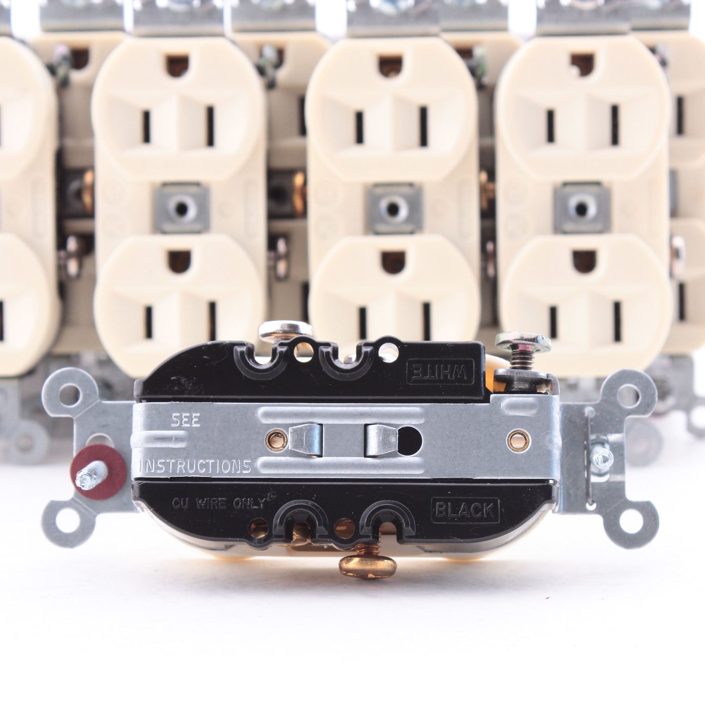 Hubbell CRF15LA Almond 15A Finder Groove Duplex Receptacle Outlets 5-15R 10pcs