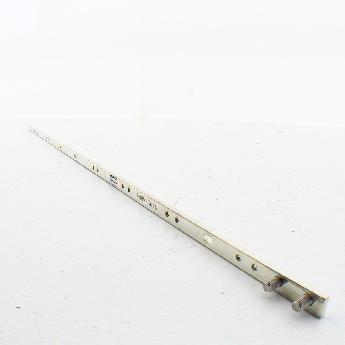 Hubbell Rack Mount Grounding Copper Busbar 3/4"x36" Tin Plated 8D HBBBVR36KTTP