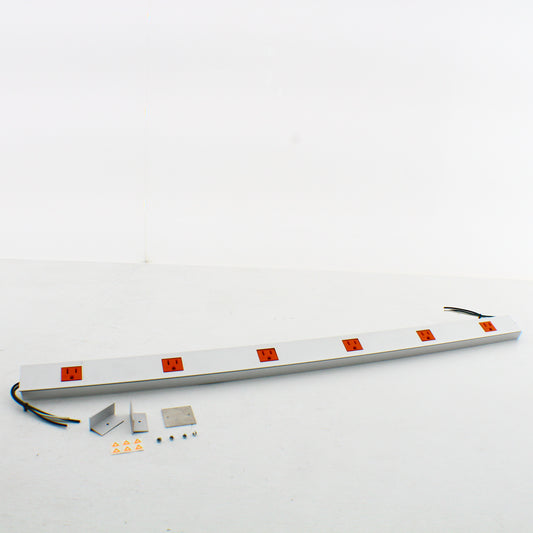 Hubbell 3' PlugTrak Aluminum Raceway 6-Outlet Isolated Ground 15A HBLALU20IG306