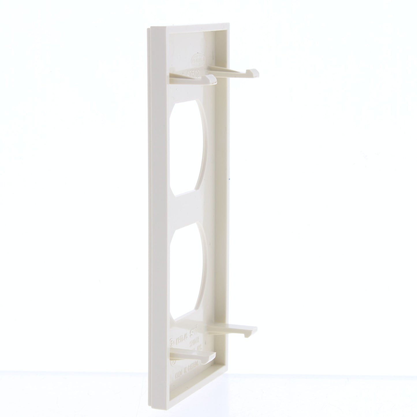 Hubbell HBLST302I Ivory 1-Gang Duplex Outlet PVC Rigid Custom Wallplate Cover