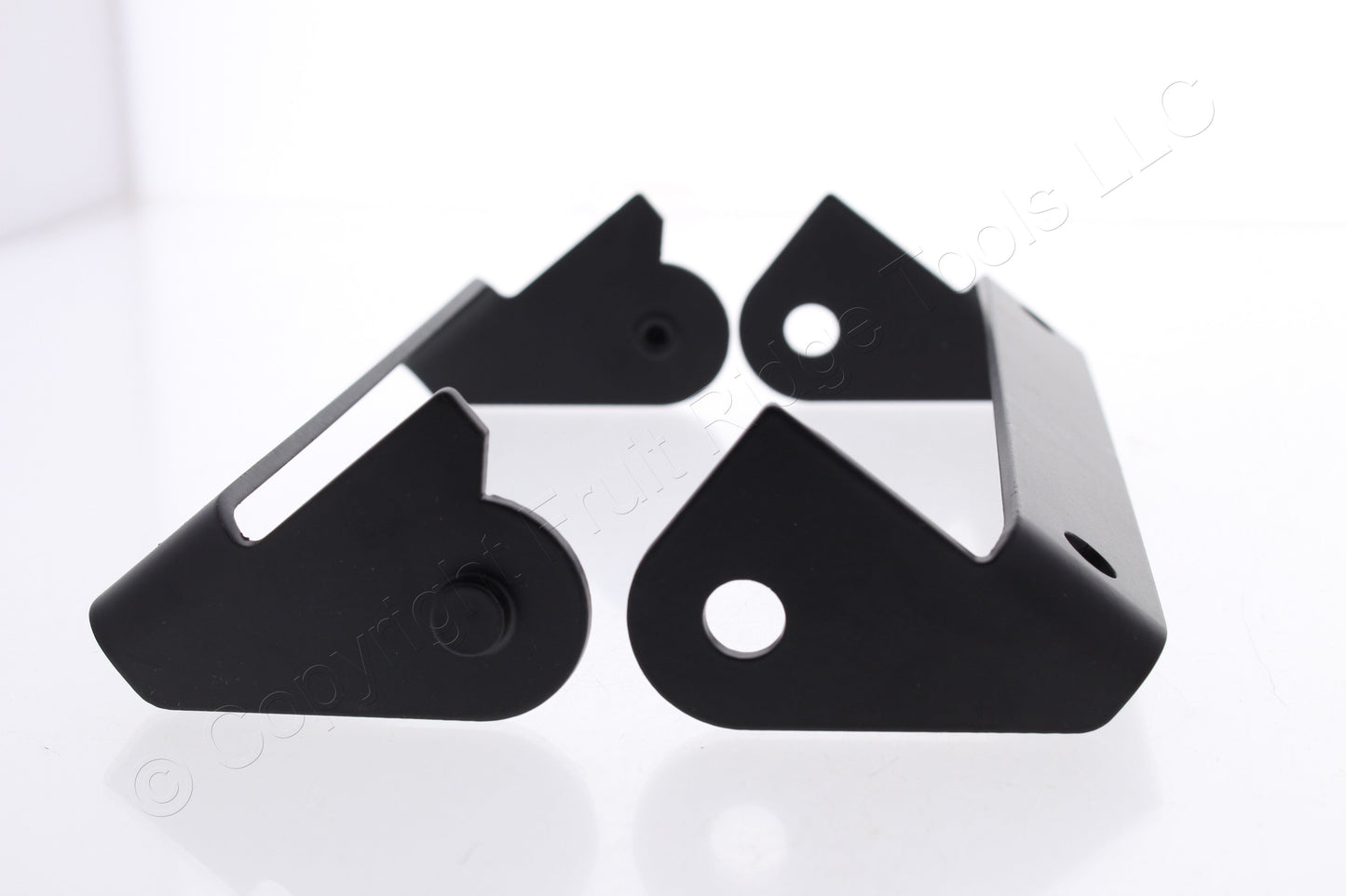 Hubbell HCTBK253 CableTRAK Bracket Kit for HCT253 Series Track 6-7" Wide