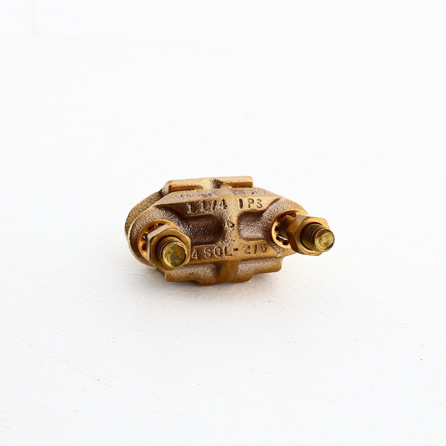 Hubbell HGBGAR1626 Grounding Bonding Pipe Clamp Copper Alloy 1.25"IPS #4-2/0 AWG