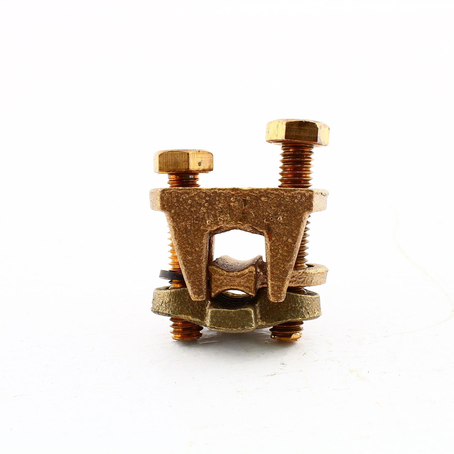 Hubbell HGBKVSW26 Ground Wire Connector Bonding Clamp #6 to 2/0 AWG