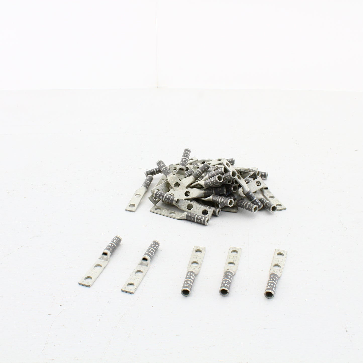 50 Hubbell Bonding Grounding Compression Lugs 4AWG 1/4" Hole Gray #8 HGBL04DA