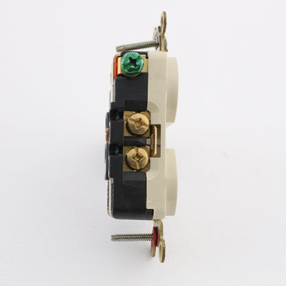Hubbell Ivory Weather Resistant Isolated Ground Receptacle Outlet 15A IG5262IWR