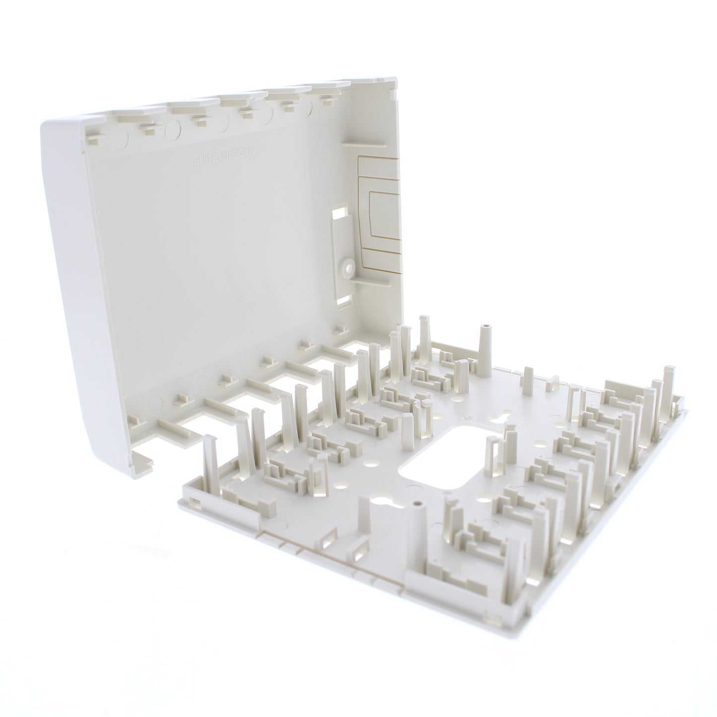 Hubbell Office White 12-Port Keystone Housing Surface Mount Data Box ISB12OW