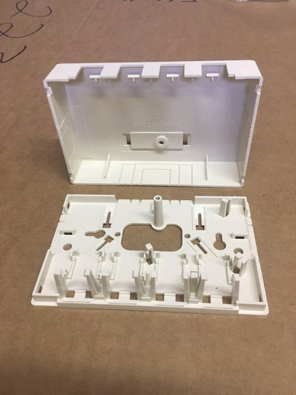 Hubbell ISB4OW Surface Mount Box 4-Port Keystone Office White Data Jack Housing
