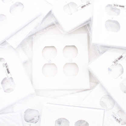 Hubbell PJ82W White Unbreakable 2-Gang Duplex Receptacle Mid-Size Covers 25pcs