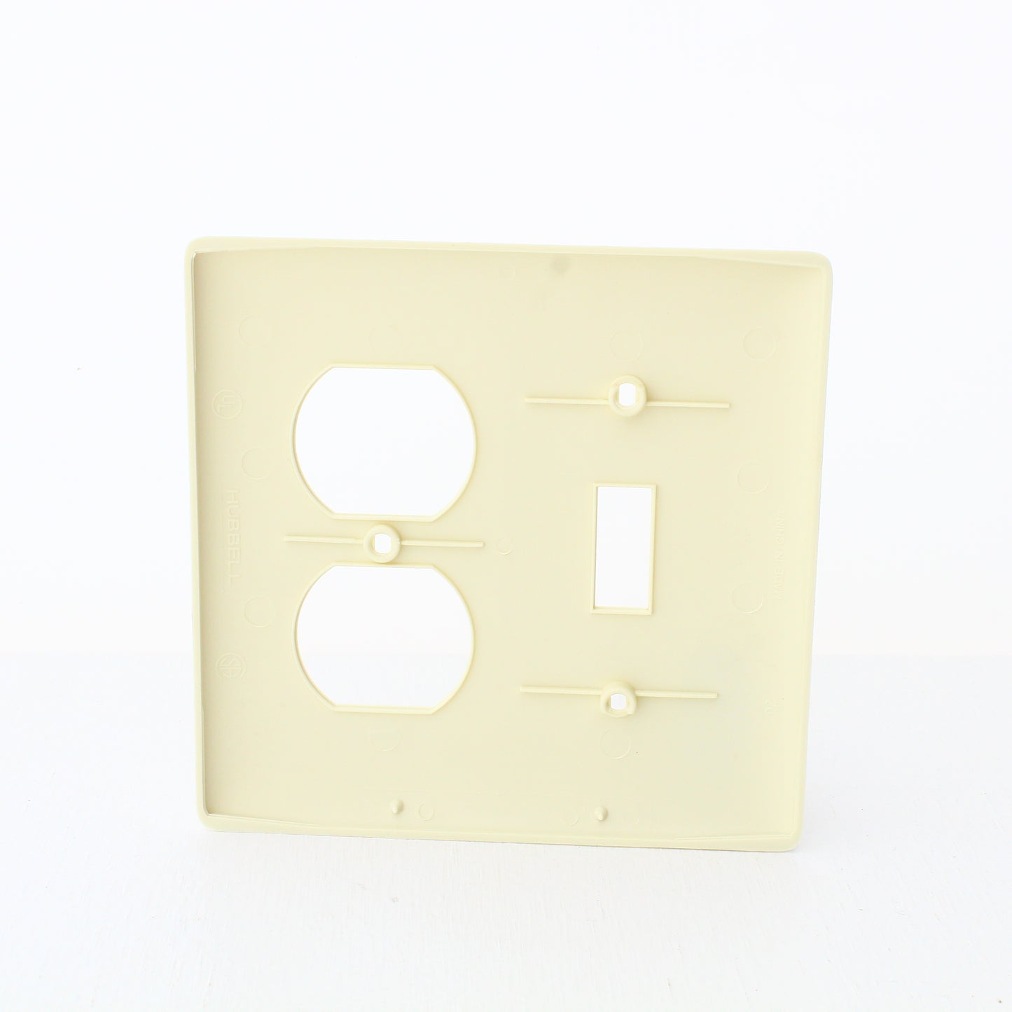 Hubbell NP18LA Lt Almond 2-Gang Toggle Duplex Unbreakable Wallplate Cover 3pcs