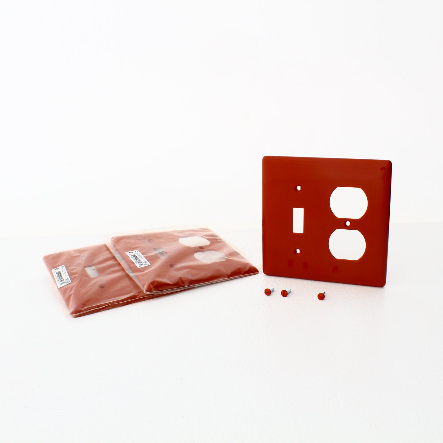 3 Hubbell Red 2-Gang Unbreakable Wallplates Switch Duplex Receptacle Cover NP18R
