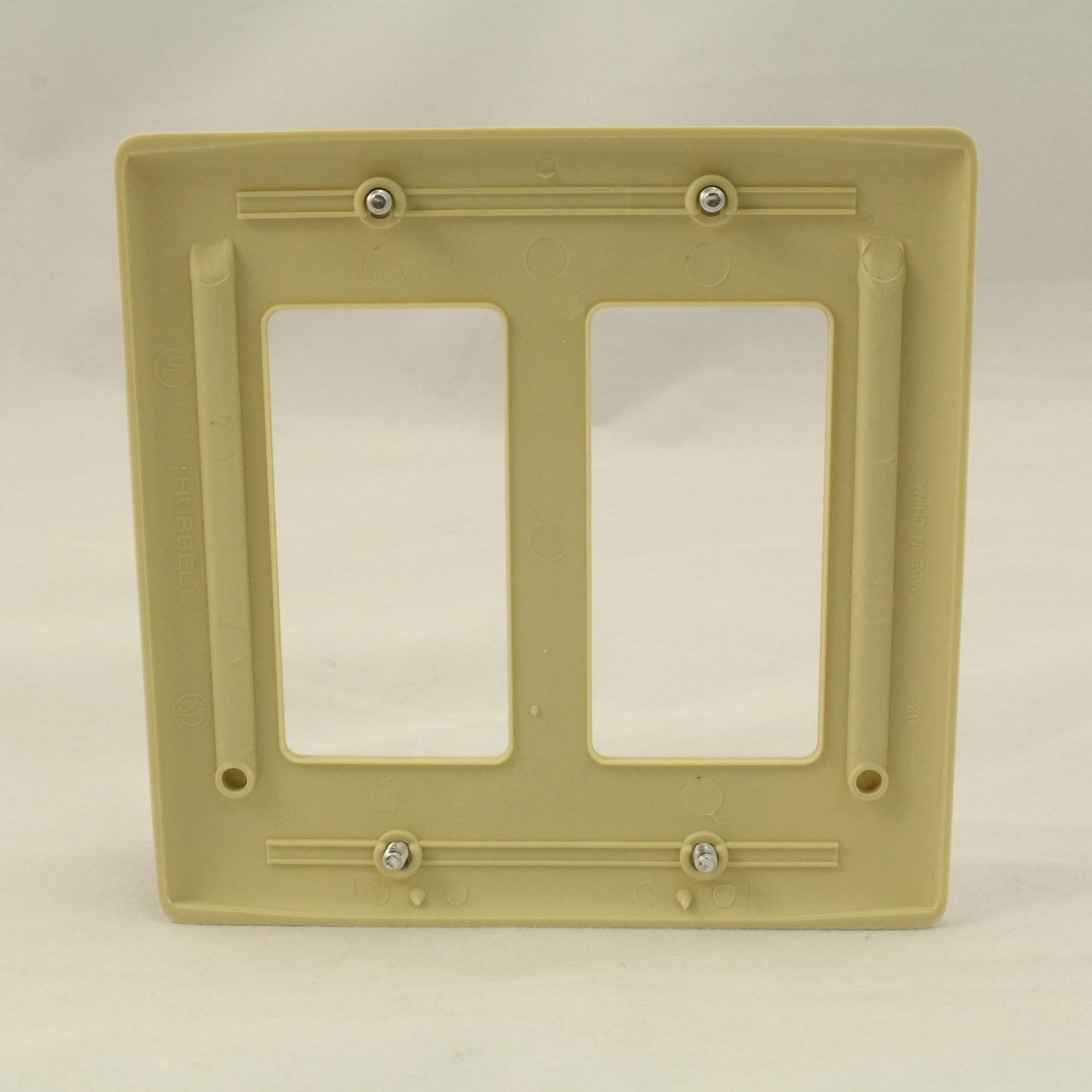 Hubbell NP262I Ivory 2-Gang Decorator Unbreakable Nylon Standard Wallplate Cover