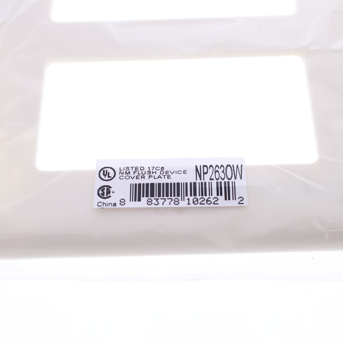 Hubbell NP263OW Office White 3-Gang Decorator Unbreakable Nylon Wallplate Cover