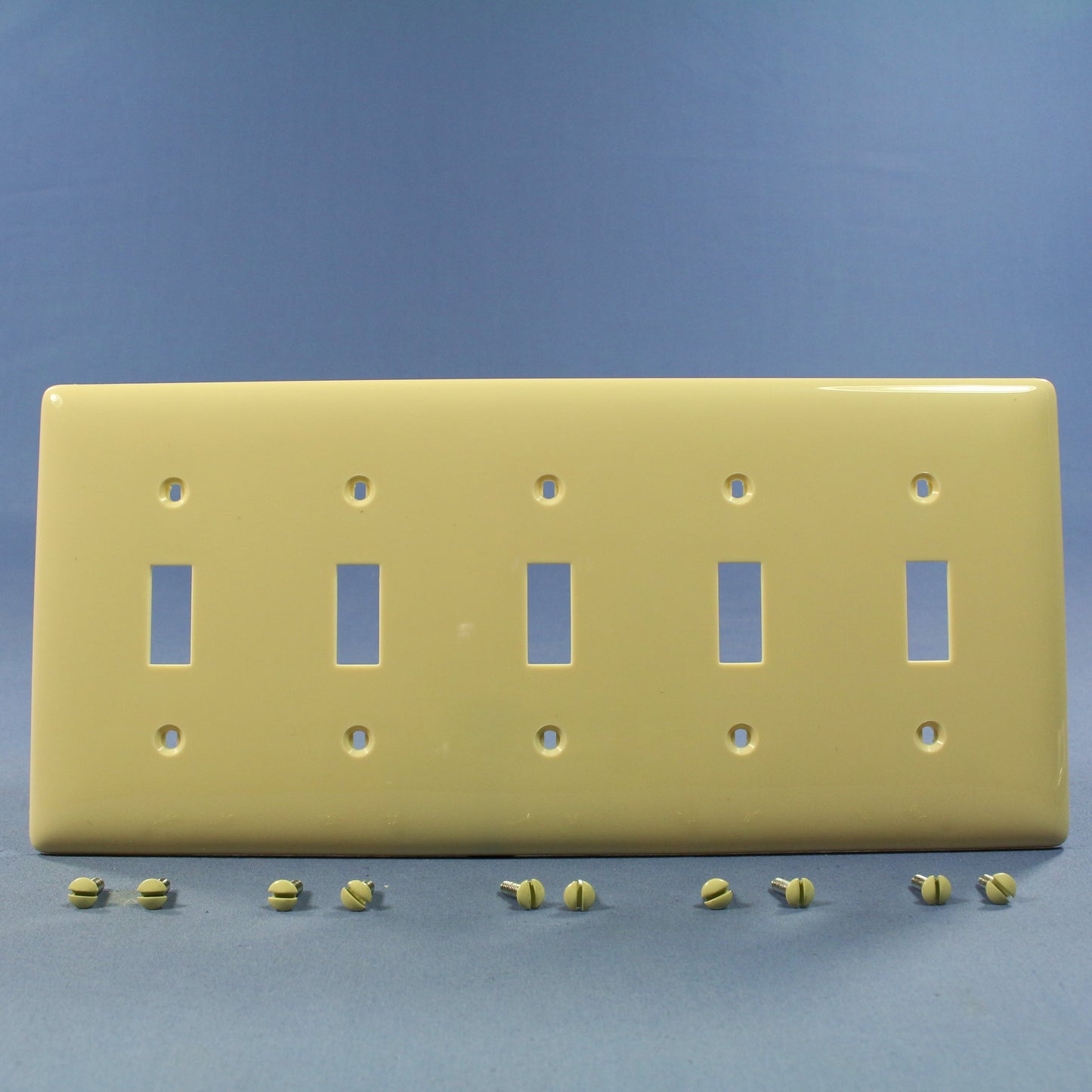 Hubbell NP5I Ivory 5-Gang Toggle Switch Unbreakable Nylon Standard Wallplate