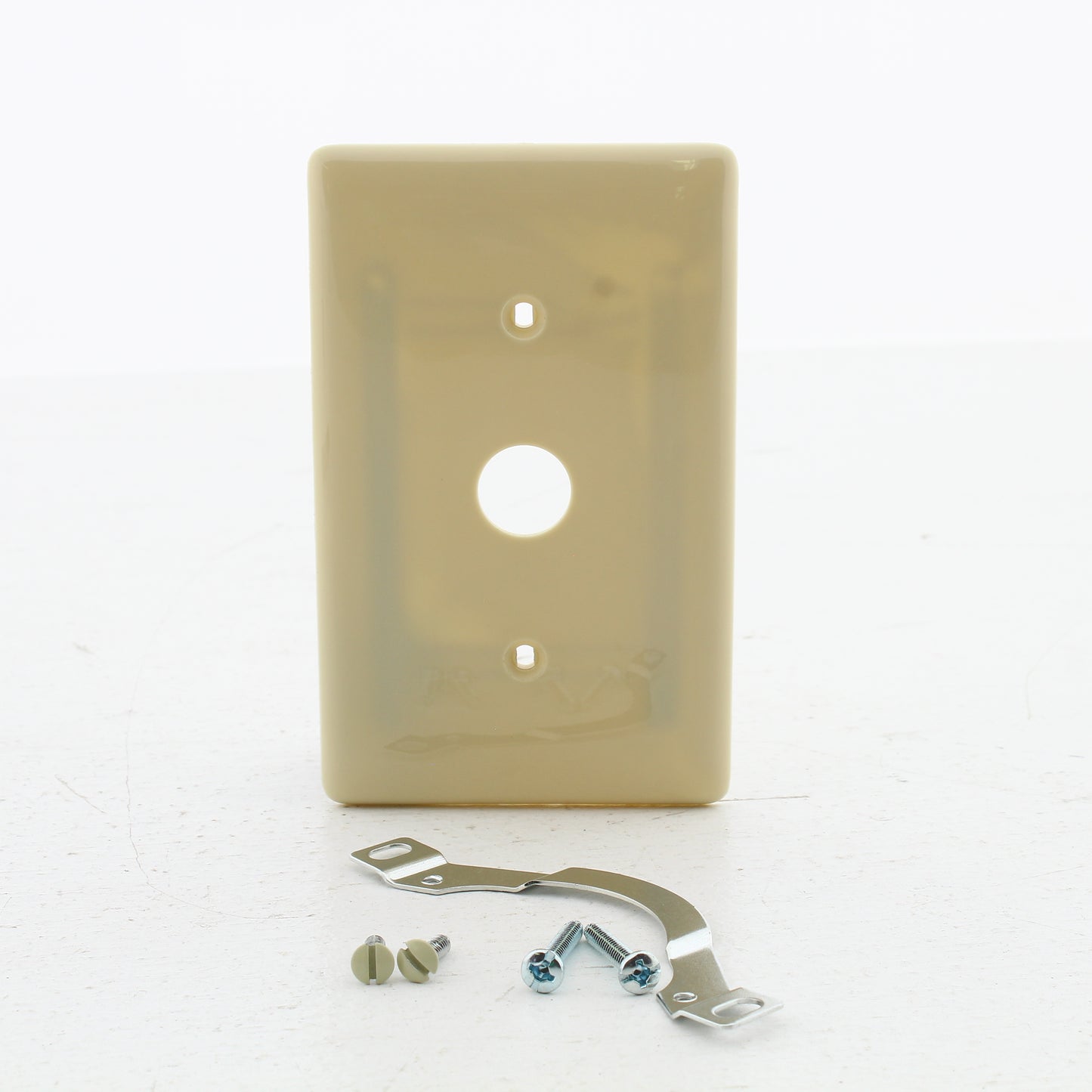 Hubbell NP730I Ivory 1-Gang Telephone .625" Hole Wallplate Cover Strap Mount