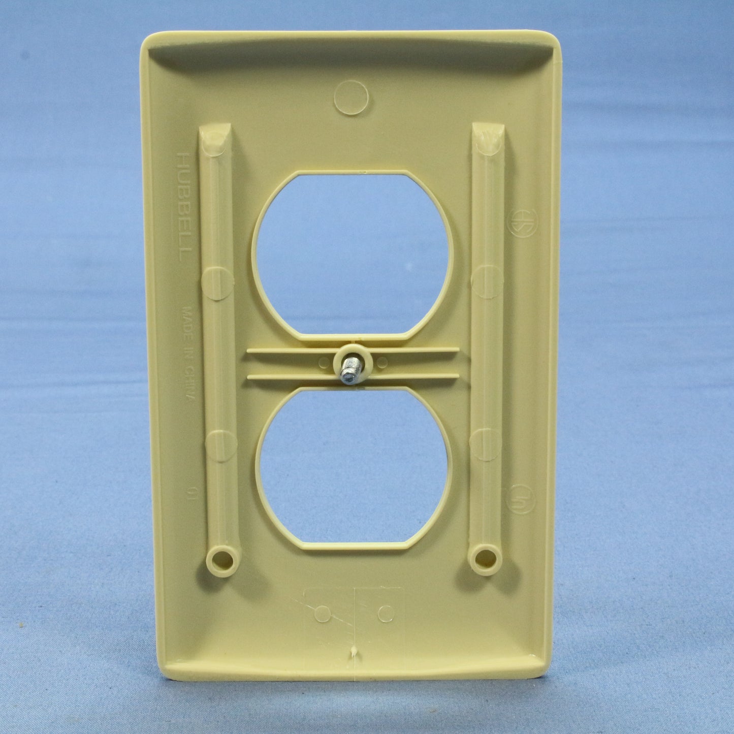 Hubbell NP8I Ivory 1-Gang Duplex Outlet Unbreakable Nylon Standard Wallplate