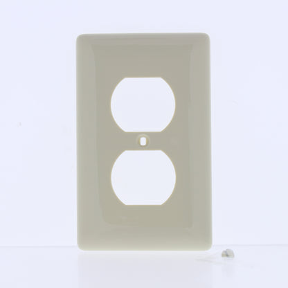 Hubbell NP8I10Z 1-Gang Duplex Thermoplastic Unbreakable Standard Wallplate Cover