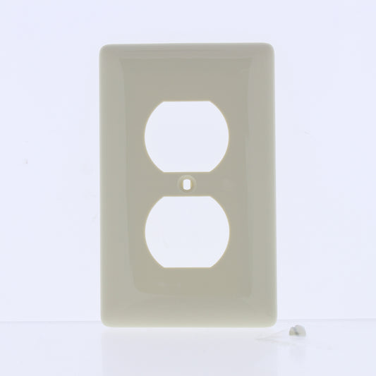 Hubbell NP8I10Z 1-Gang Duplex Thermoplastic Unbreakable Standard Wallplate Cover