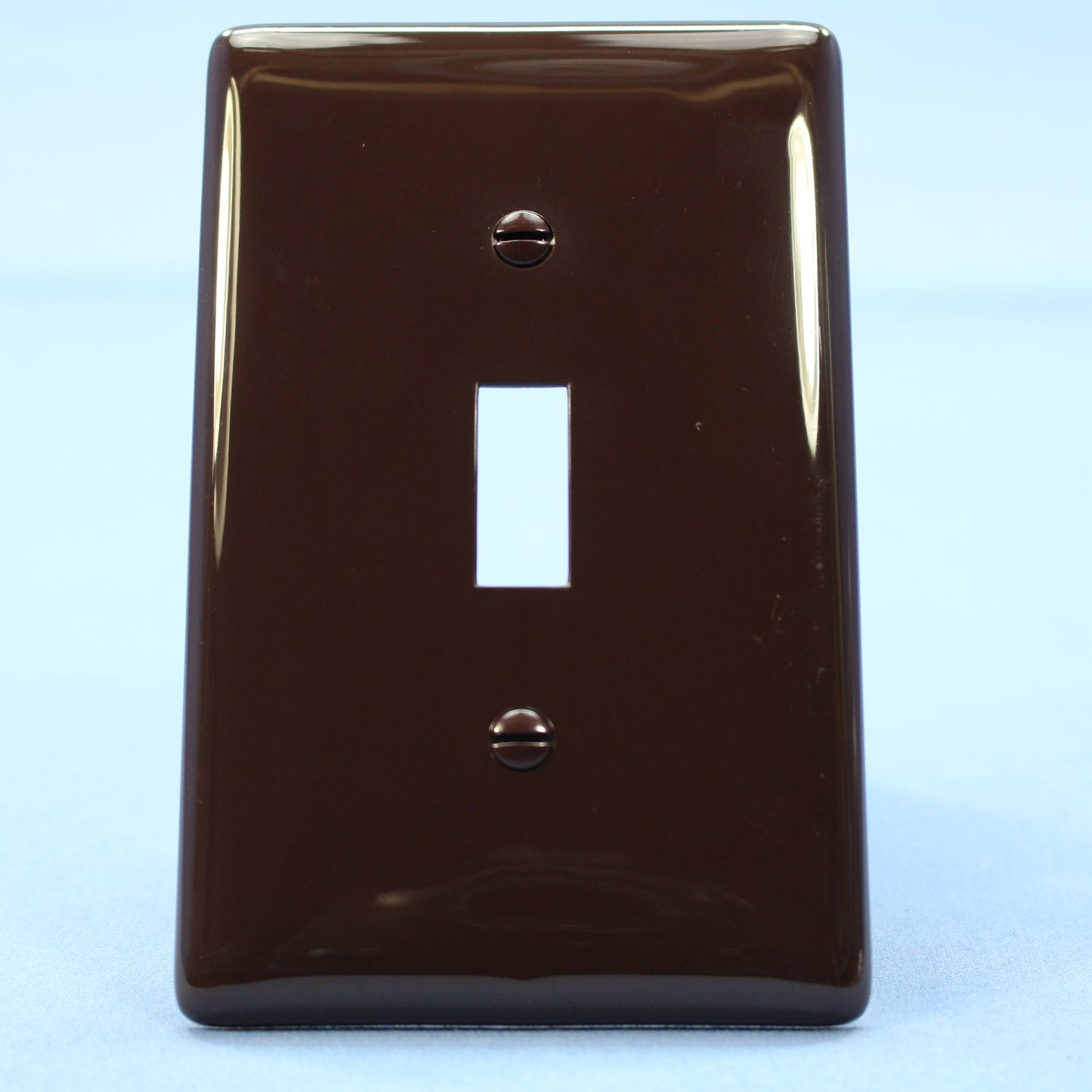 Hubbell NPJ1 Brown 1-Gang Toggle Switch Unbreakable Nylon Mid-Size Wallplate