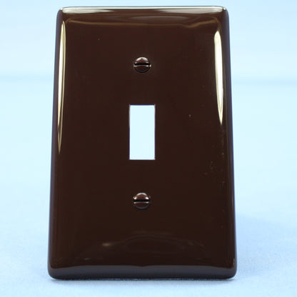 Hubbell NPJ1 Brown 1-Gang Toggle Switch Unbreakable Nylon Mid-Size Wallplate