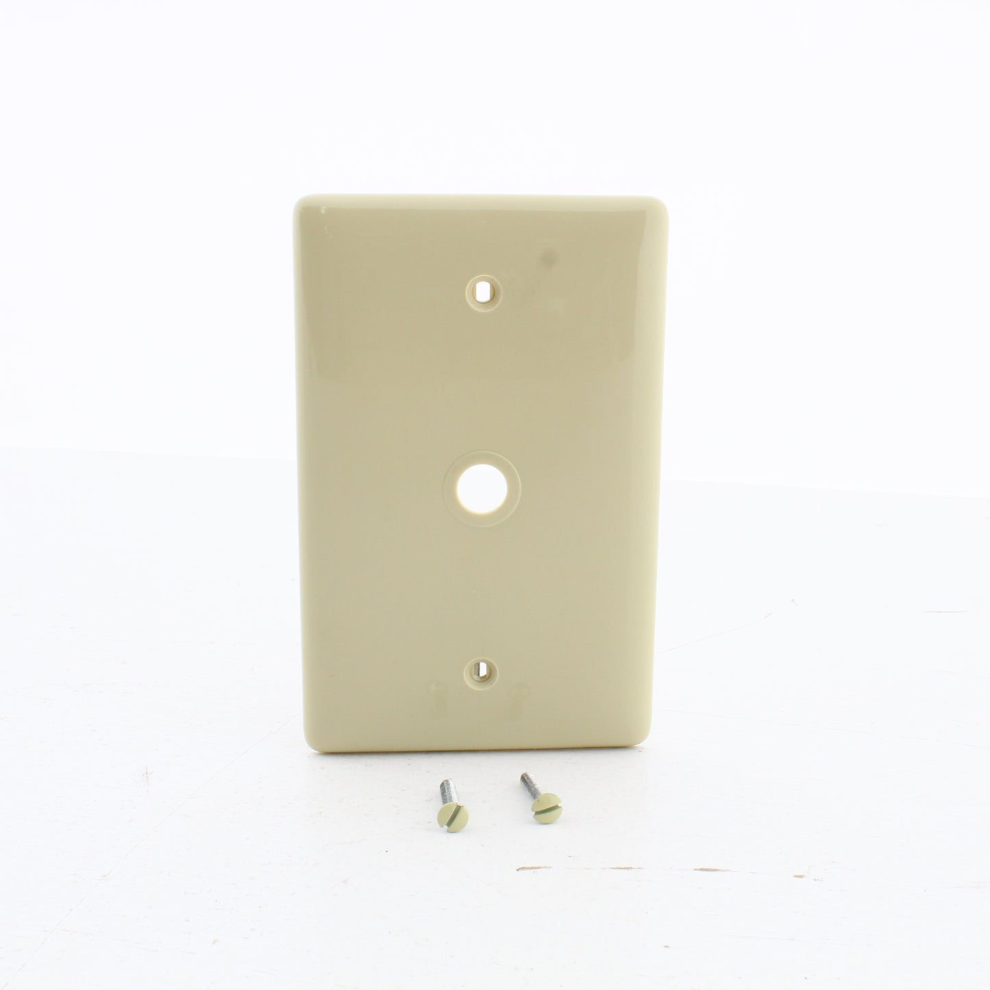 Hubbell NPJ11I Ivory 1-Gang Phone .406" Unbreakable Mid-Size Wallplate Box Mount
